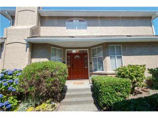 Photo 1: 28 6211 W BOUNDARY Drive in Surrey: Panorama Ridge Townhouse for sale in "LAKEWOOD HEIGHTS" : MLS®# F1421128