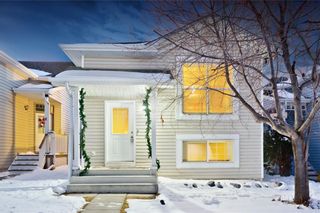Photo 2: 10 BRIDLEGLEN RD SW in Calgary: Bridlewood House for sale : MLS®# C4291535