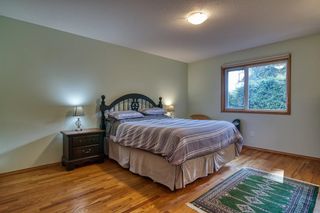 Photo 16: 1212 GOWER POINT Road in Gibsons: Gibsons & Area House for sale (Sunshine Coast)  : MLS®# R2605077