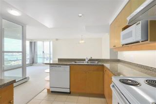 Photo 12: 1601 1228 MARINASIDE CRESCENT in Vancouver: Yale - Dogwood Valley Condo for sale (Vancouver West)  : MLS®# R2390901