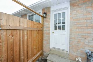 Photo 3: 2642 Widemarr Road N in Mississauga: Clarkson House (Bungalow) for sale : MLS®# W5859924