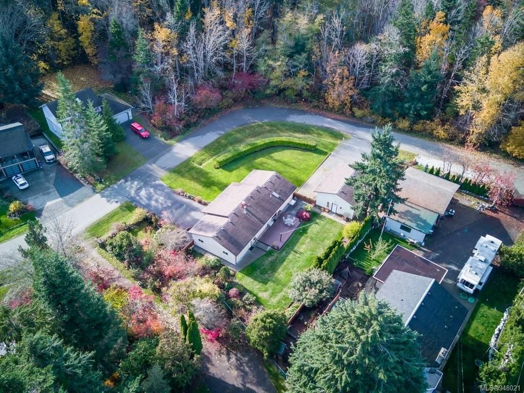 Main Photo: 195 Spindrift Rd in Courtenay: CV Courtenay South House for sale (Comox Valley)  : MLS®# 948021