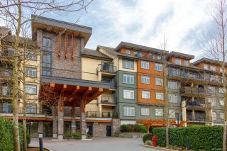 Photo 2: 321 623 Treanor Ave in Langford: La Thetis Heights Condo for sale : MLS®# 893716