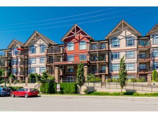 Photo 1: 204 19939 55A Avenue in Langley: Langley City Condo for sale in "Madison Crossing" : MLS®# R2261484