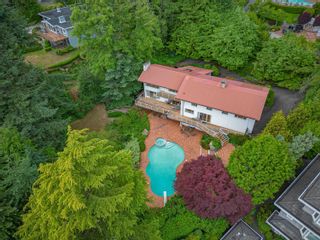 Photo 3: 860 FAIRMILE Road in West Vancouver: British Properties House for sale : MLS®# R2787634