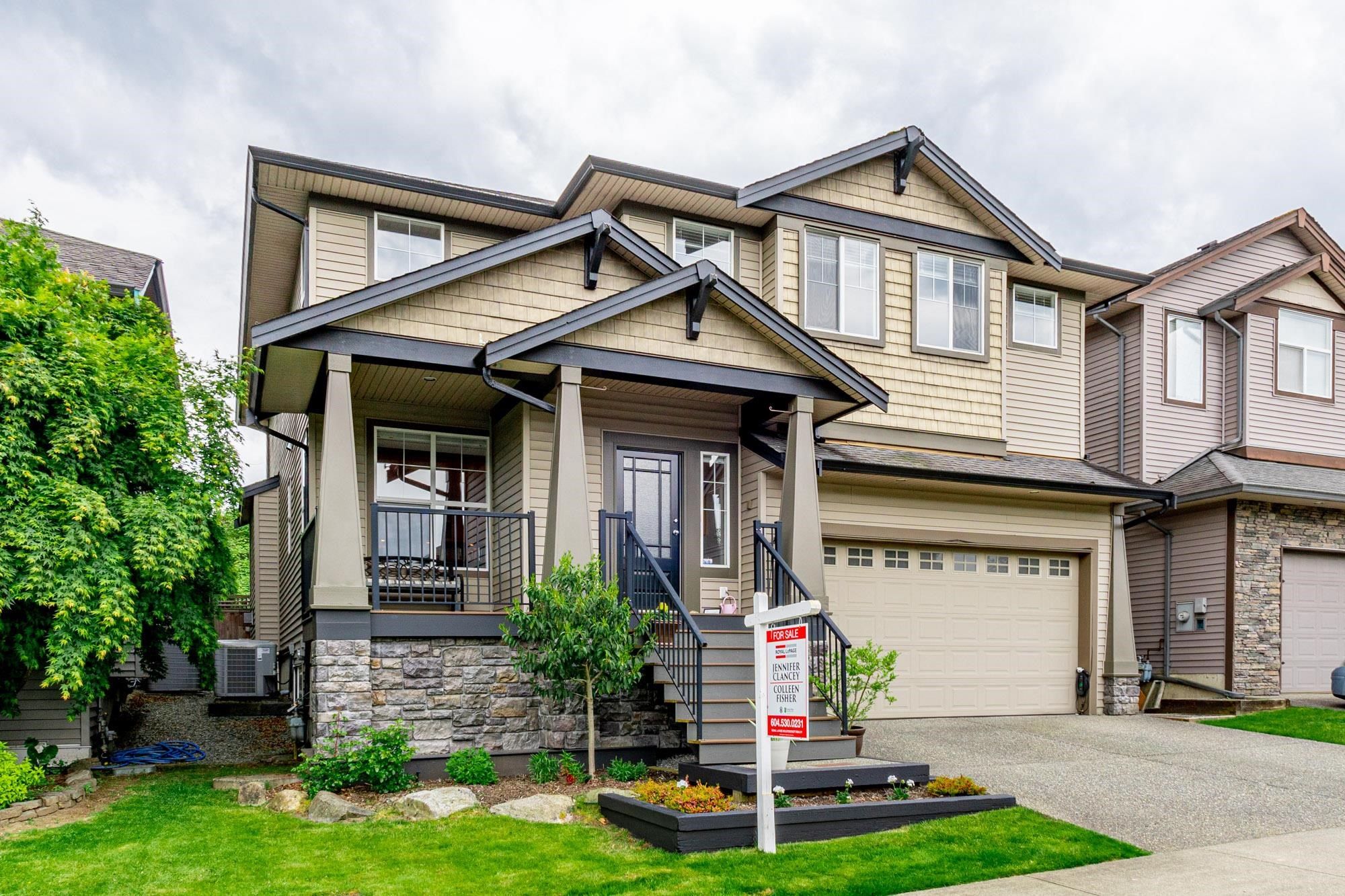Main Photo: 8956 217 Street in Langley: Walnut Grove House for sale : MLS®# R2691739