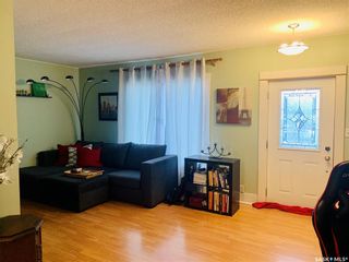 Photo 2: 1411 B Avenue North in Saskatoon: Mayfair Residential for sale : MLS®# SK894550