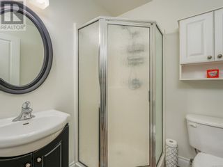 Photo 22: 4224 Oakview Pl in Saanich: House for sale : MLS®# 959779