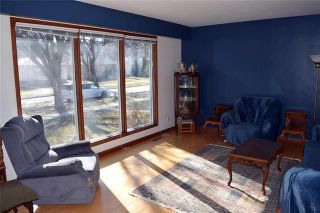 Photo 2: 829 Oxford Street in Winnipeg: River Heights Residential for sale (1D)  : MLS®# 1908804