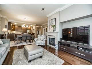 Photo 4: 103 16483 64 Avenue in Surrey: Cloverdale BC Townhouse for sale in "St. Andrews" (Cloverdale)  : MLS®# R2076042
