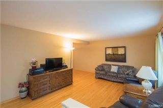 Photo 2: 400 Newman Avenue West in Winnipeg: West Transcona Residential for sale (3L)  : MLS®# 1801466