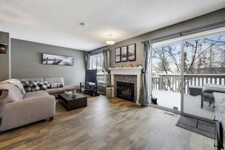 Photo 4: 85 Cedarview Mews SW in Calgary: Cedarbrae Row/Townhouse for sale : MLS®# A2010667