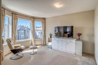 Photo 10: 35 Springborough Way SW in Calgary: Springbank Hill Detached for sale : MLS®# A1216475