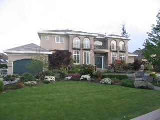 Photo 1: 13940 21 A Avenue in South Surrey: Home for sale : MLS®# F2509251