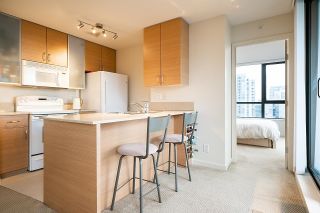 Photo 8: 1709 928 HOMER Street in Vancouver: Yaletown Condo for sale in "YALETOWN PARK 1" (Vancouver West)  : MLS®# R2633442