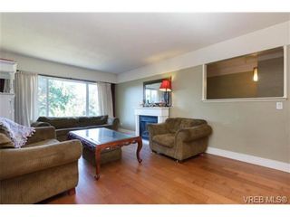 Photo 4: 1120 Loenholm Rd in VICTORIA: SW Northridge House for sale (Saanich West)  : MLS®# 738051