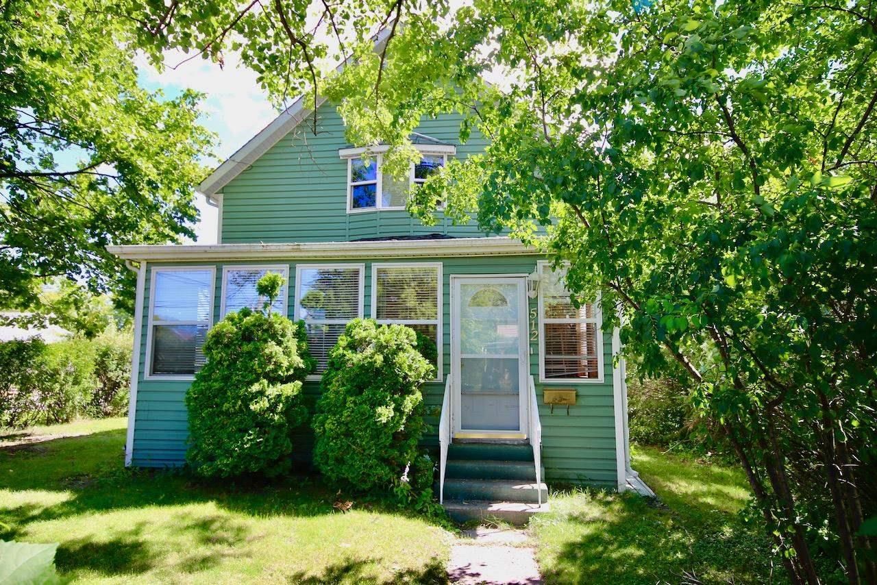 Main Photo: 512 Victoria AVE in Fort Frances: House for sale : MLS®# TB222453