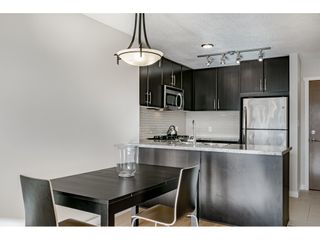 Photo 6: 2702 660 NOOTKA Way in Port Moody: Port Moody Centre Condo for sale in "NAHANNI" : MLS®# R2435006