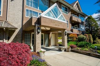 Photo 3: 204 15375 S 17 Avenue in Surrey: King George Corridor Condo for sale in "Carmel Place" (South Surrey White Rock)  : MLS®# R2878899