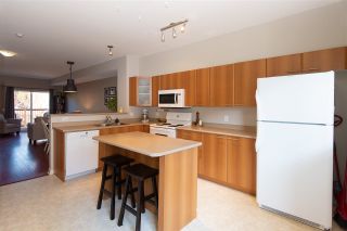 Photo 6: 72 2000 PANORAMA Drive in Port Moody: Heritage Woods PM Townhouse for sale in "Mountain's Edge" : MLS®# R2367552