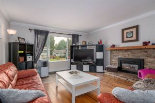 Photo 3: 3641 EVERGREEN Street in Port Coquitlam: Lincoln Park PQ House for sale in "Lincoln Park" : MLS®# R2520299