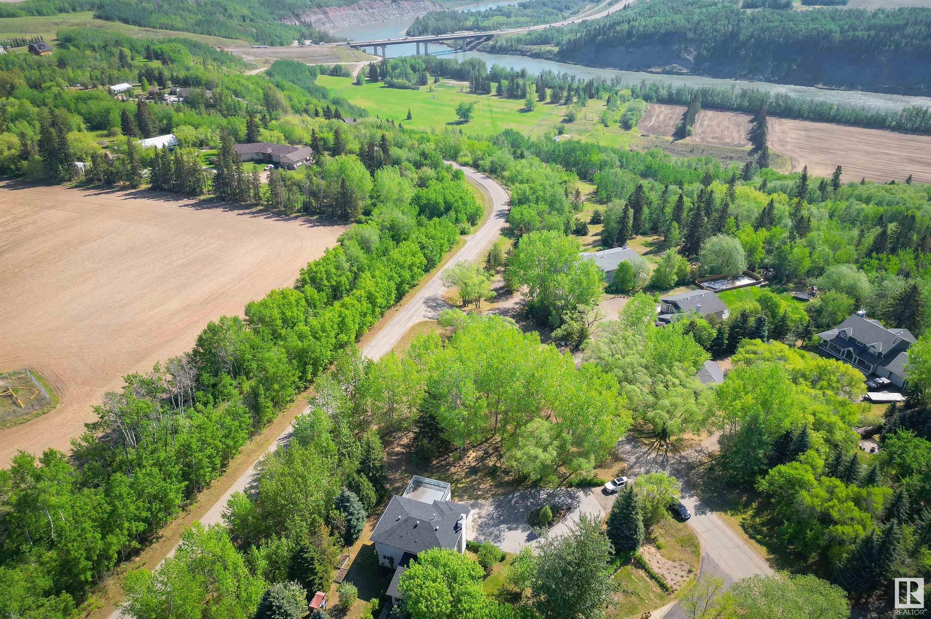 2  26413 TWP RD 510, Rural Parkland County