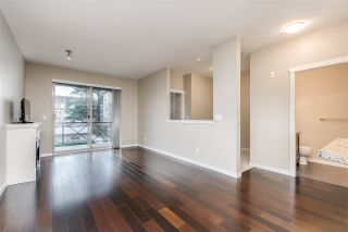 Photo 4: 207 2336 WHYTE Avenue in Port Coquitlam: Central Pt Coquitlam Condo for sale in "CENTREPOINTE" : MLS®# R2423932