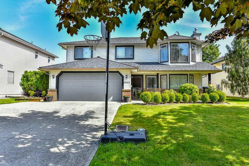 Main Photo: 15727 81A Avenue in Surrey: Fleetwood Tynehead House for sale : MLS®# R2074657