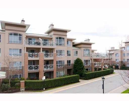 FEATURED LISTING: 401 - 2558 PARKVIEW Lane Port Coquitlam