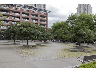Photo 18: 704 909 MAINLAND Street in Vancouver: Yaletown Condo for sale (Vancouver West)  : MLS®# V1072136