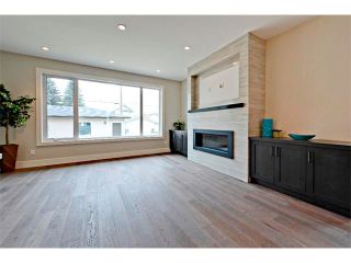 Photo 16: 710 19 Avenue NW in Calgary: Mount Pleasant House for sale : MLS®# C4014701