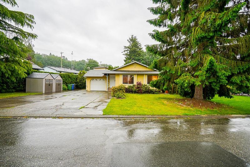 FEATURED LISTING: 35186 SKEENA Avenue Abbotsford