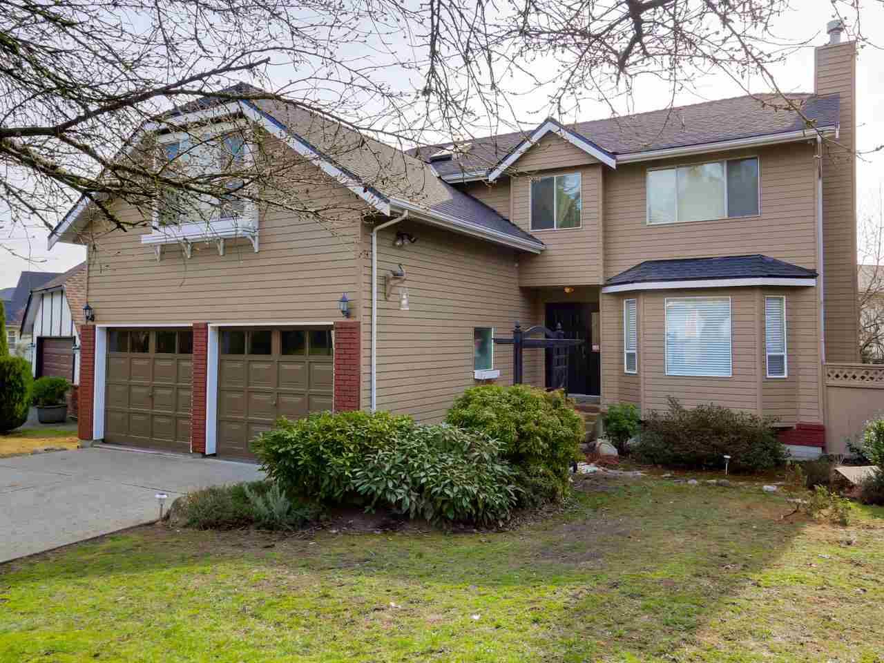Main Photo: 2868 TEMPE KNOLL Drive in North Vancouver: Tempe House for sale in "TEMPE" : MLS®# R2046593