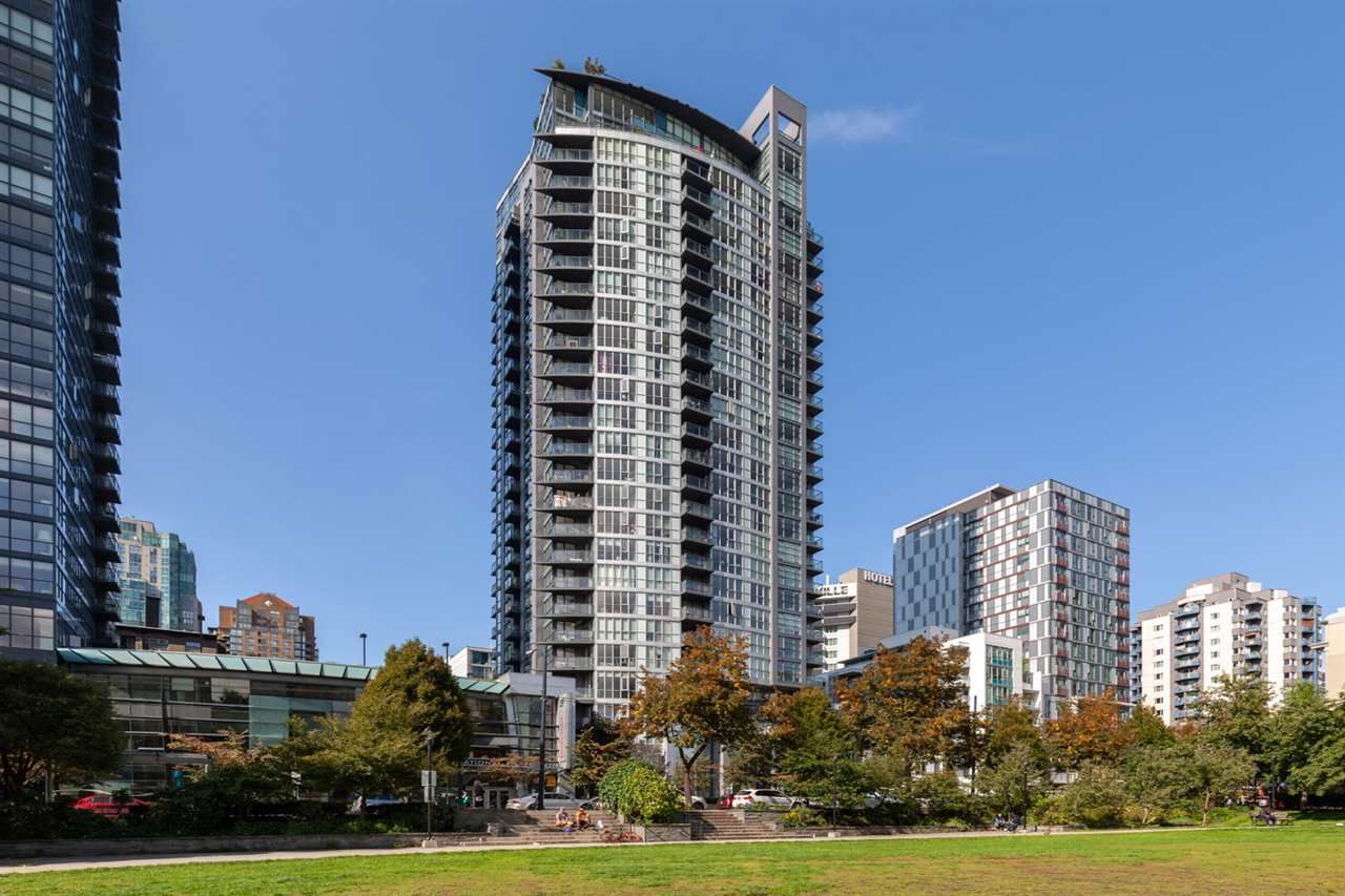 Main Photo: 1606 1155 SEYMOUR Street in Vancouver: Downtown VW Condo for sale in "BRAVA" (Vancouver West)  : MLS®# R2407837
