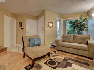 Photo 3: 106 2721 Jacklin Rd in VICTORIA: La Langford Proper Row/Townhouse for sale (Langford)  : MLS®# 833340