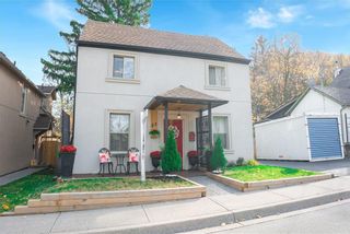 Photo 1: 23 Elm Avenue in Stoney Creek: House for sale : MLS®# H4180369