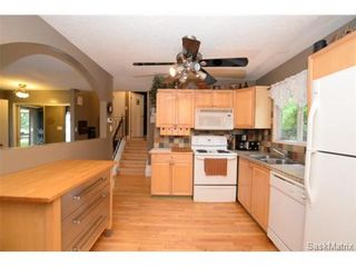 Photo 18: 15 BERENSON Avenue in Regina: Normanview West Single Family Dwelling for sale (Regina Area 02)  : MLS®# 503577