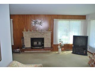 Photo 7: 22 RED ROBIN Place in WINNIPEG: St James Residential for sale (West Winnipeg)  : MLS®# 1016324