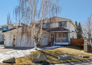 Photo 1: 46 Douglasview Road SE in Calgary: Douglasdale/Glen Detached for sale : MLS®# A1192952