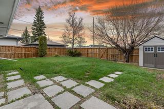 Photo 4: 5424 Ladbrooke Drive SW in Calgary: Lakeview Detached for sale : MLS®# A1253324