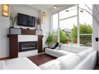Photo 2: 23 40137 GOVERNMENT Road in Squamish: Garibaldi Estates House for sale : MLS®# V990866