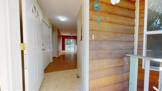 Photo 3: 2236 Country Woods Road, in Sorrento: House for sale : MLS®# 10275417