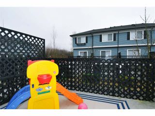 Photo 12: 85 19572 FRASER Way in Pitt Meadows: South Meadows Townhouse for sale in "COHO II" : MLS®# V1102584