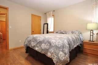 Photo 21: 406 Nixon Crescent in Saskatoon: Dundonald Residential for sale : MLS®# SK908939