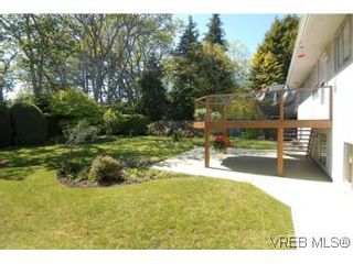 Photo 19: 2547 Chelsea Pl in VICTORIA: SE Cadboro Bay House for sale (Saanich East)  : MLS®# 539432