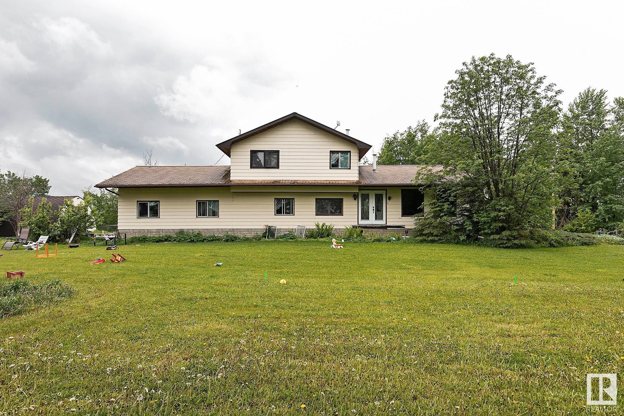 Main Photo: 7219 TWP 560: Rural Lac Ste. Anne County House for sale : MLS®# E4299681