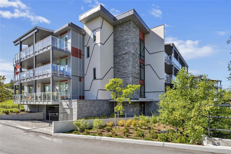FEATURED LISTING: 204 - 10670 McDonald Park Rd North Saanich
