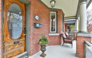 Photo 3: 236 Bain Avenue in Toronto: North Riverdale House (3-Storey) for sale (Toronto E01)  : MLS®# E4760020