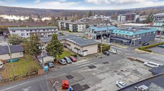 Photo 3: 22509 ROYAL Crescent in Maple Ridge: East Central Multi-Family Commercial for sale : MLS®# C8046997