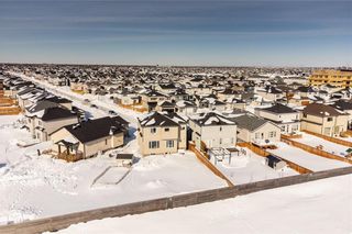 Photo 3: Two-Storey in Bonavista in Winnipeg: House for sale